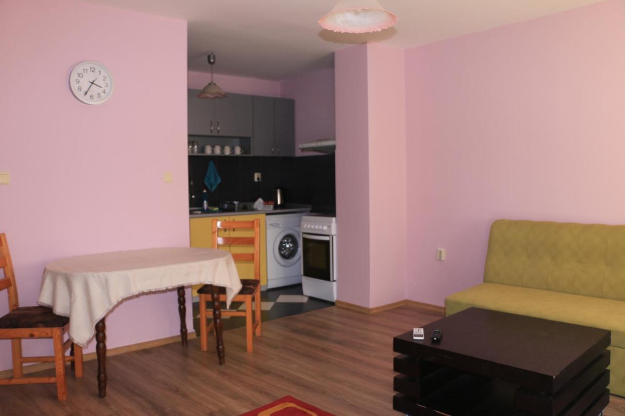 City Stay In Varna Bagian luar foto