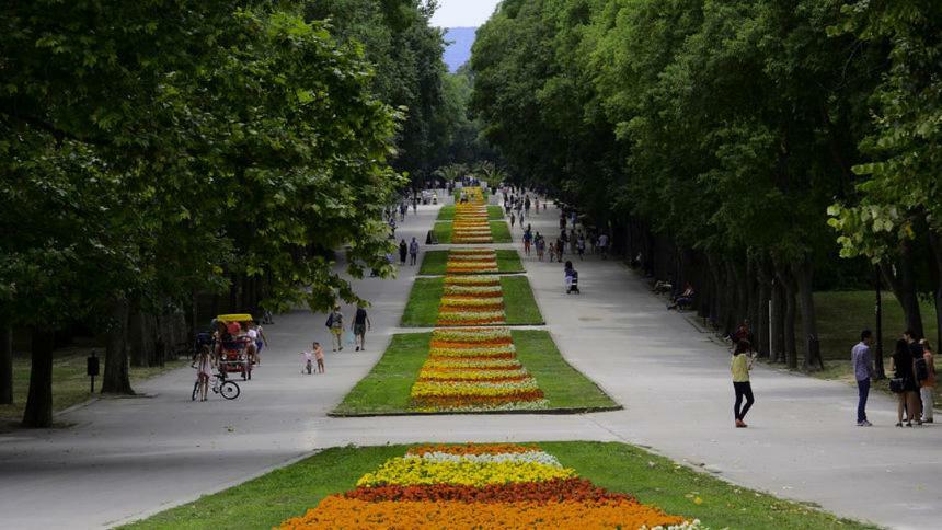 City Stay In Varna Bagian luar foto