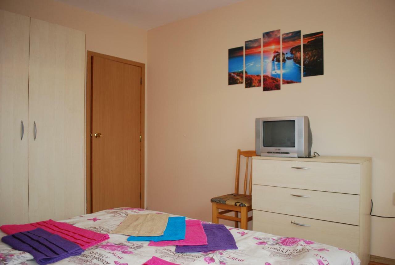 City Stay In Varna Bagian luar foto