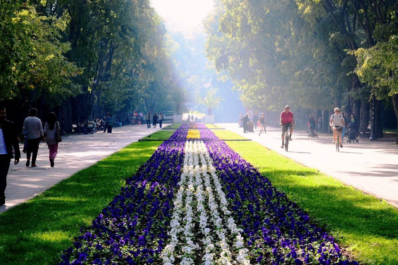 City Stay In Varna Bagian luar foto