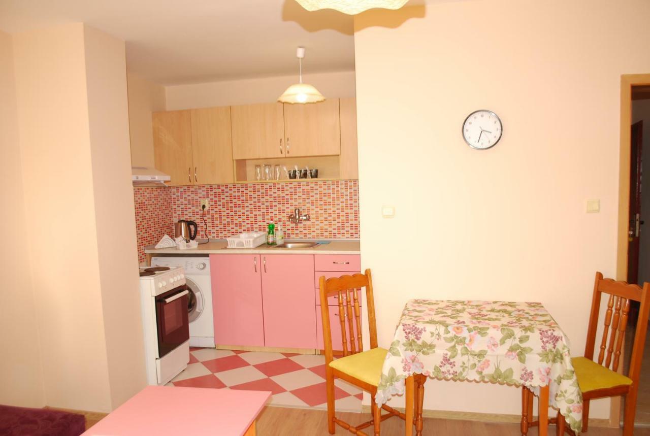 City Stay In Varna Bagian luar foto