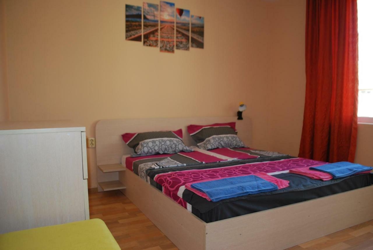 City Stay In Varna Bagian luar foto