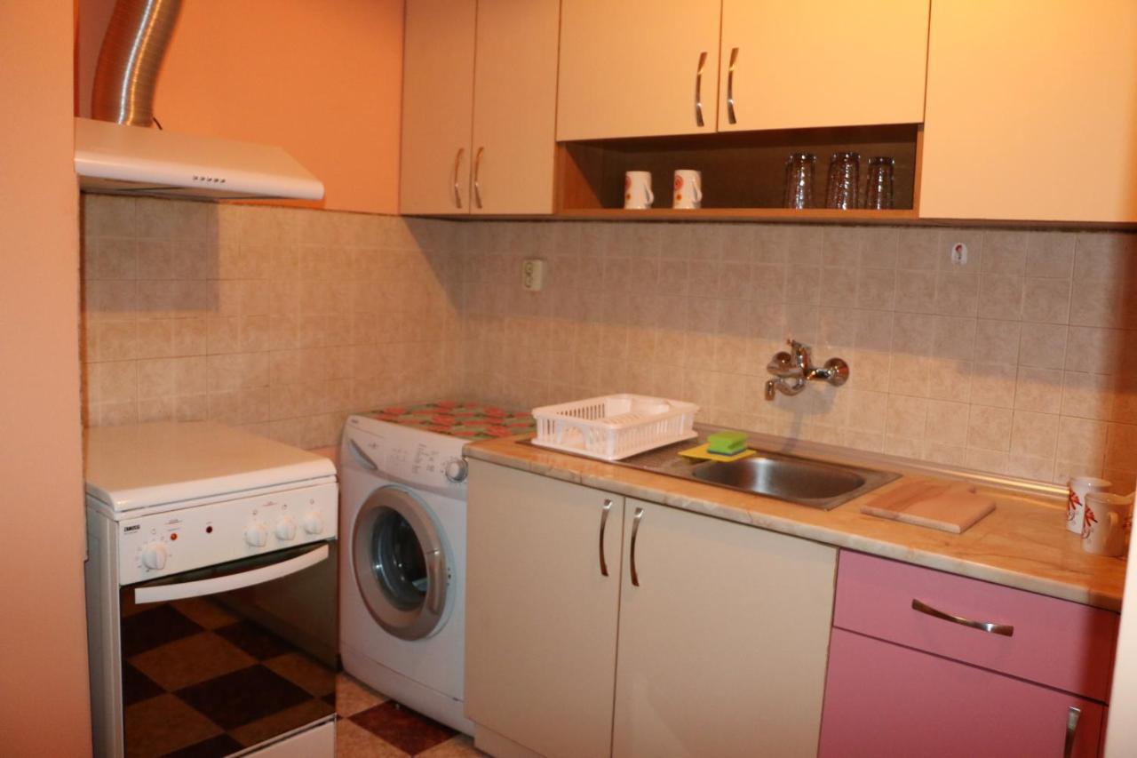 City Stay In Varna Bagian luar foto